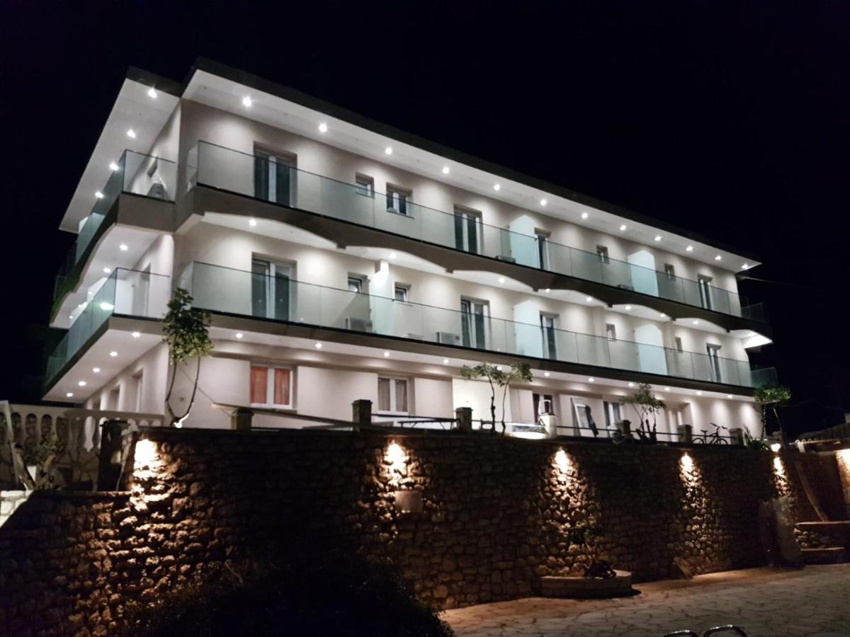 Aria Suites Kassiopi Luaran gambar